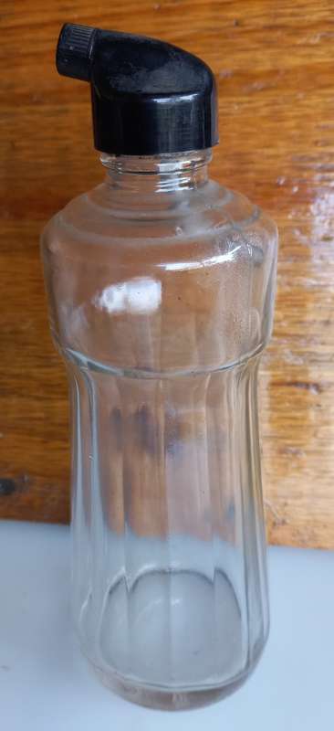 Vinrage glass bottle
