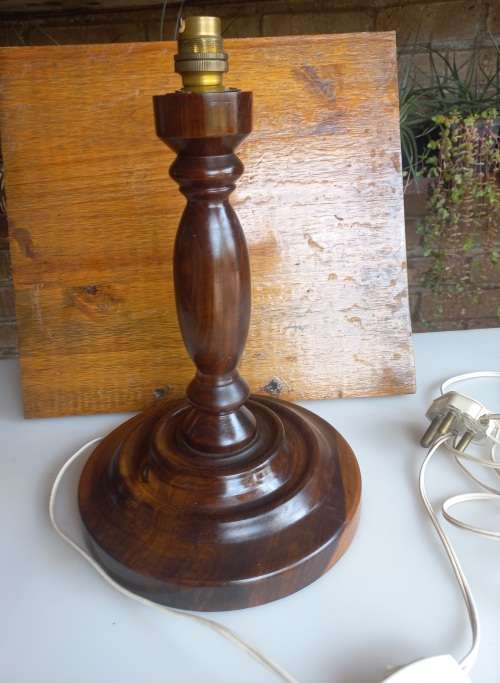 Solid wood lamp