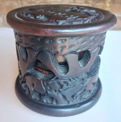 Wooden Africa container with 6 coasters