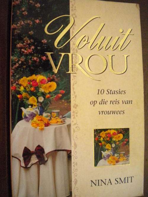 Voluit vrou deur Nina Smit