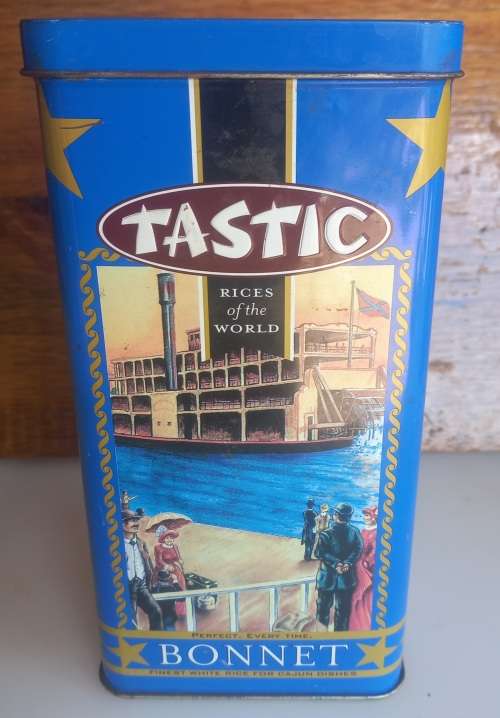 Tastic bonnet tin