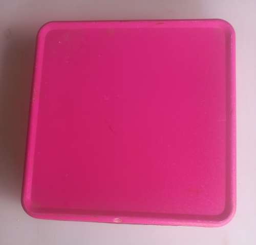 Pink tin