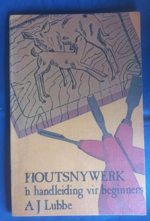 Houtsnywerk deur AJ Lubbe