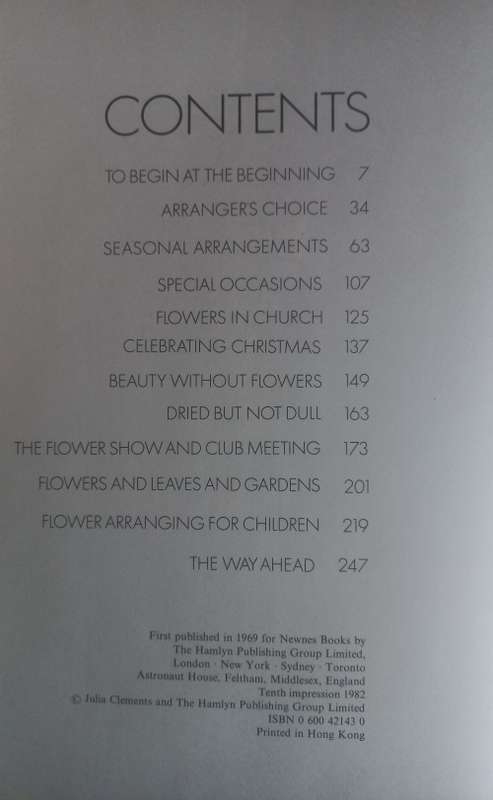 Gift book of flower arranging by Julia Clements