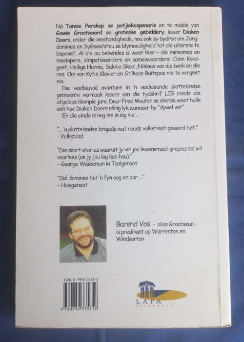 Diaken Doors vat dywel deur Barend Vos