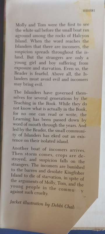 The Islanders by John Rowe Townsend