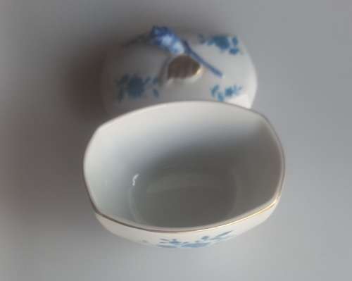 Small trinket dish
