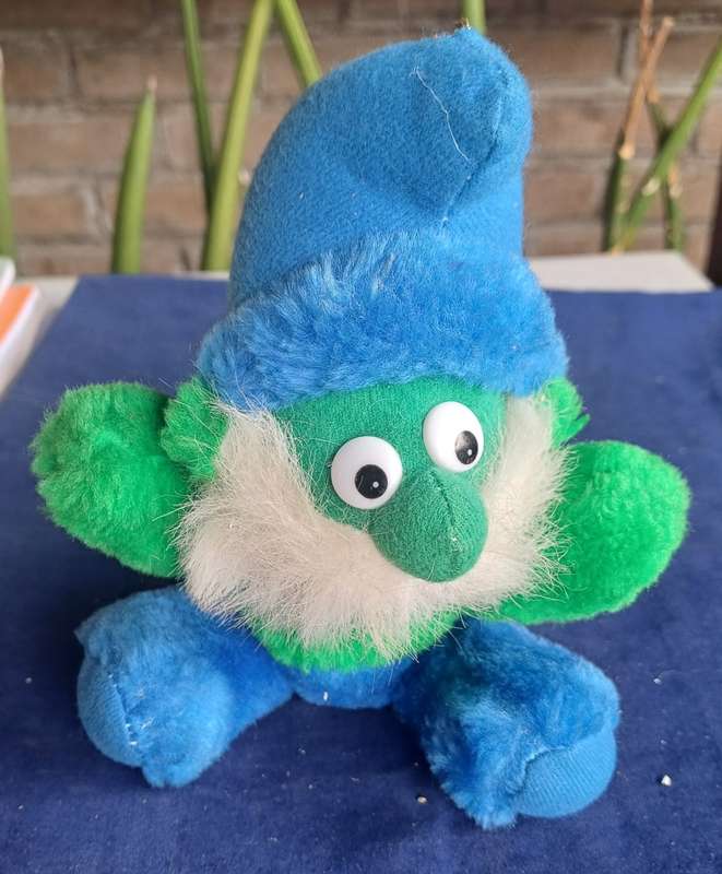 Smurf soft toy