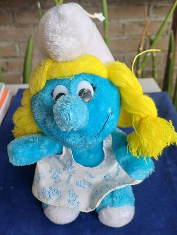 1981 Smurfette soft toy