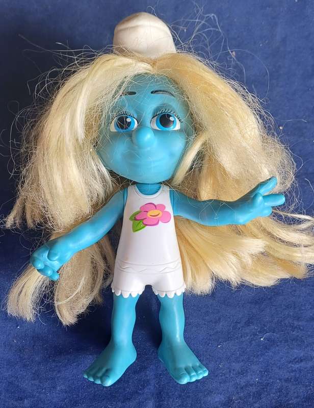 Smurfette figurine