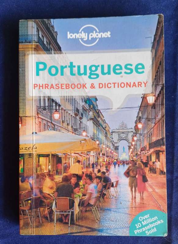 Portuguese phrasebook & dictionary