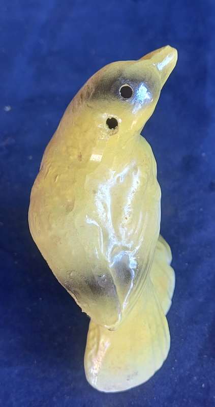 Bird salt pot