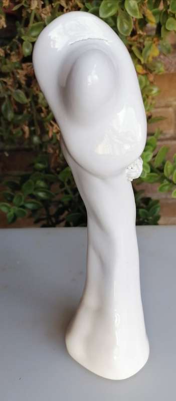 Figurine ornament