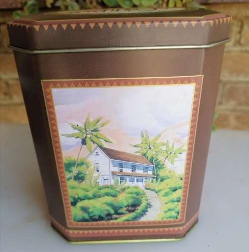 Gourmet coffee from Hawaii tin