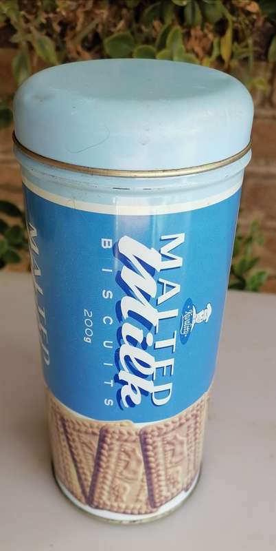 Malted milk biscuits tin