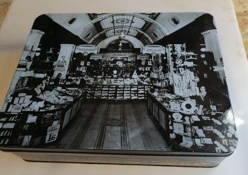 The original Woolworths store opened October 1931 tin