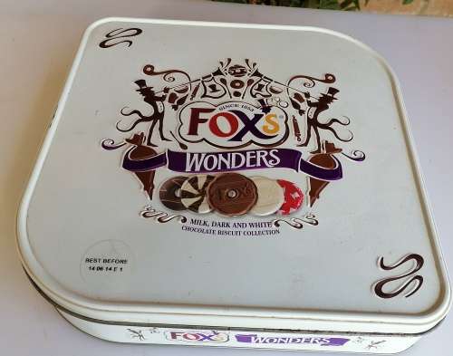Fox`s wonders tin