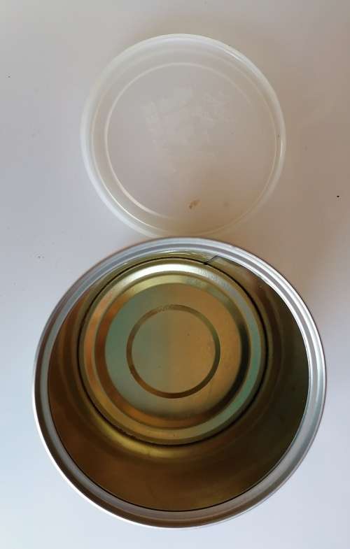 Nut walker tin