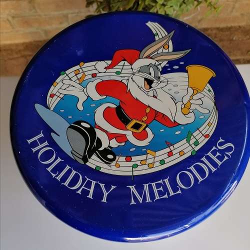 Looney Tunes tin