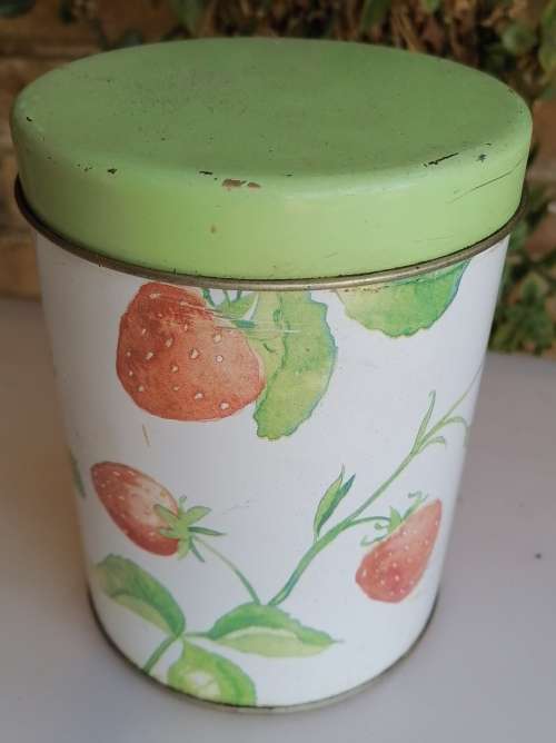 Berry tin