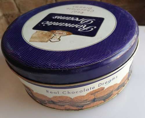 Romantic dreams tin