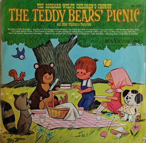 The Richard Wolfe children`s chorus The Teddy Bears` picnic LP