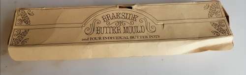Braeside butter mould and four individual butter pots