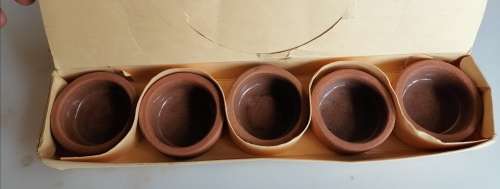Braeside butter mould and four individual butter pots