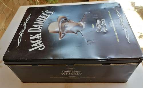 Jack Daniels tin