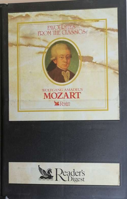 Favourites from the classics Mozart 4 x tapes. Reader`s digest in a box.