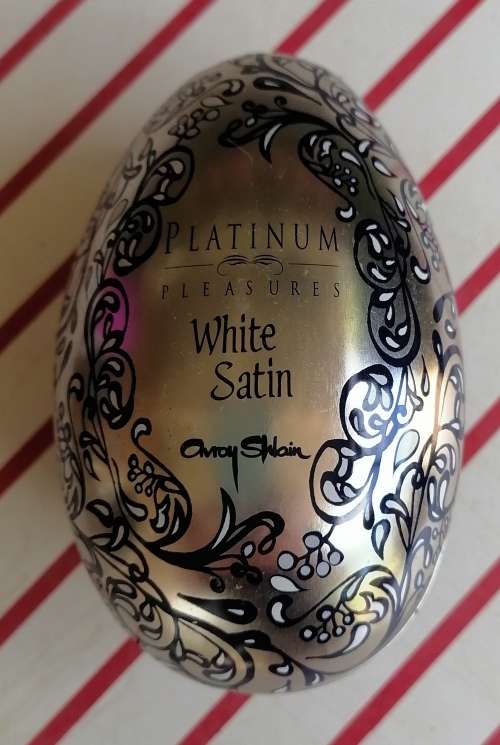 Platinum Pleasures White Satin tin