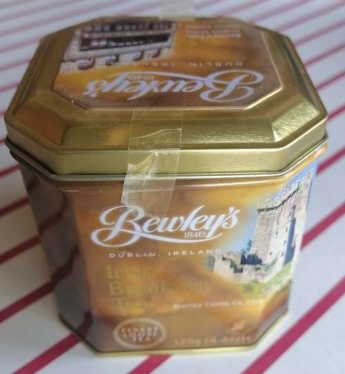 Bewley`s tea Dublin Ireland tin