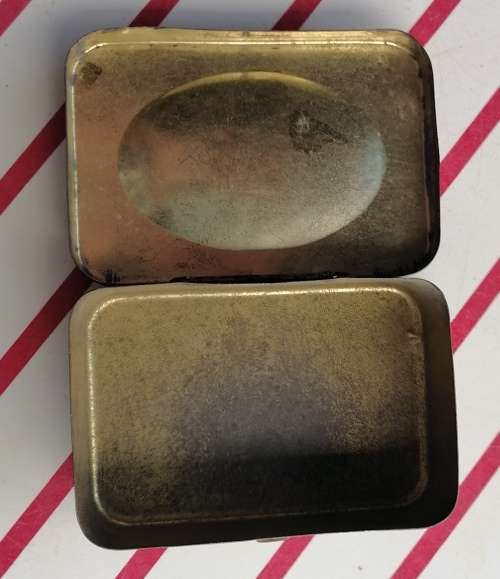 Finest quality steel pins tin - Vir bonjourparis40