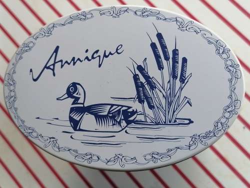 Annique roooibos skin care tin
