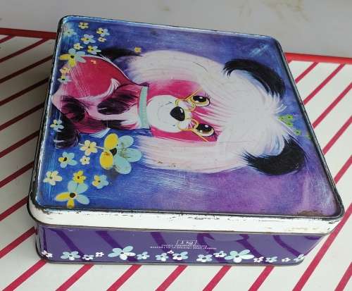 Vintage Bakers tin