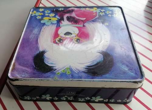 Vintage Bakers tin