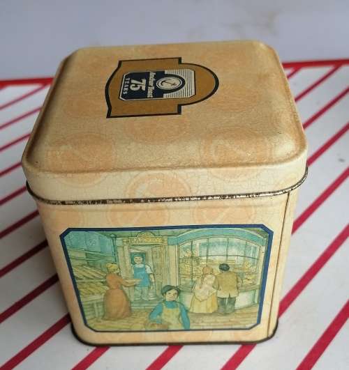 Anchor yeast tin