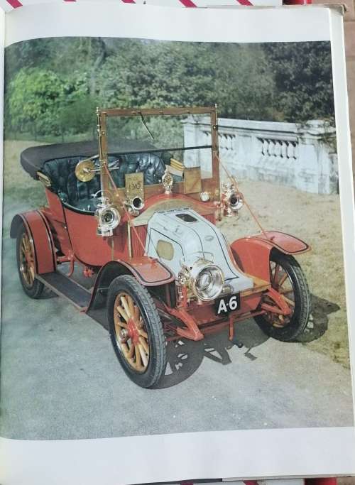 Veteran and vintage cars by Peter Roberts