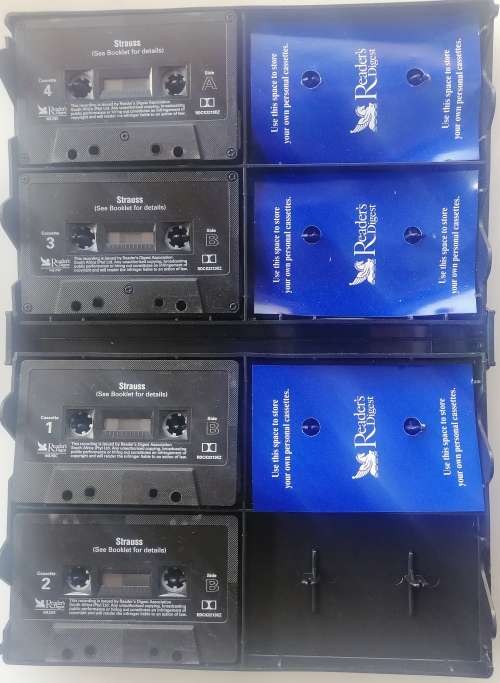 Reader`s Digest: Strauss 4 x Tapes in a case