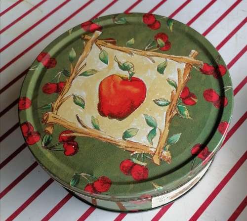 Danish cookie tin
