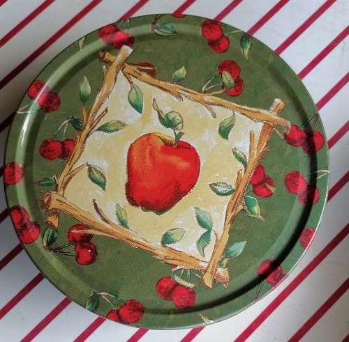 Danish cookie tin