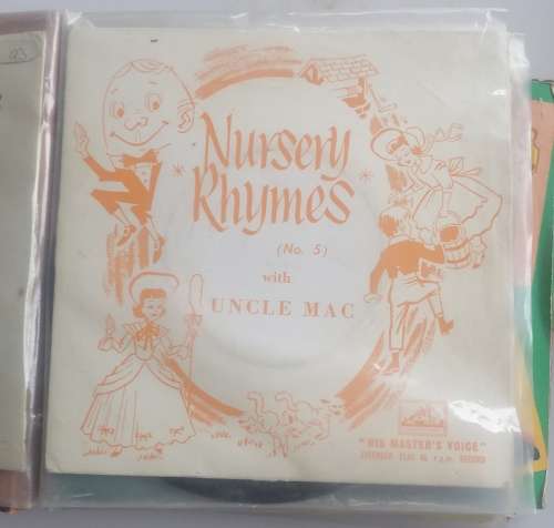 File with lot of 7 singles