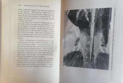 Argonauts of the South by Frank Hurley 1925