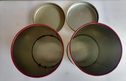 2 x Red tins
