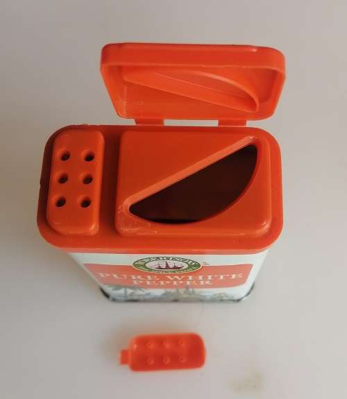 Robertsons pure white pepper tin