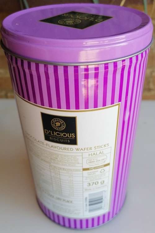 D`Licious biscuits tin