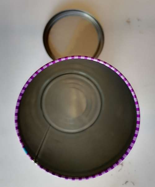 D`Licious biscuits tin