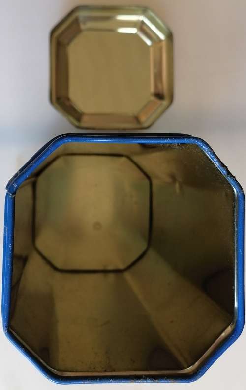 Nestle`s milk tin