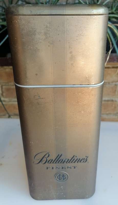 Ballantine`s whisky tin