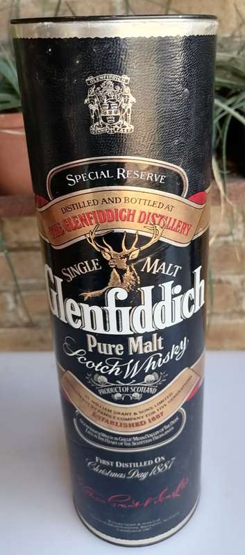 Glenfiddich whisky tin - empty